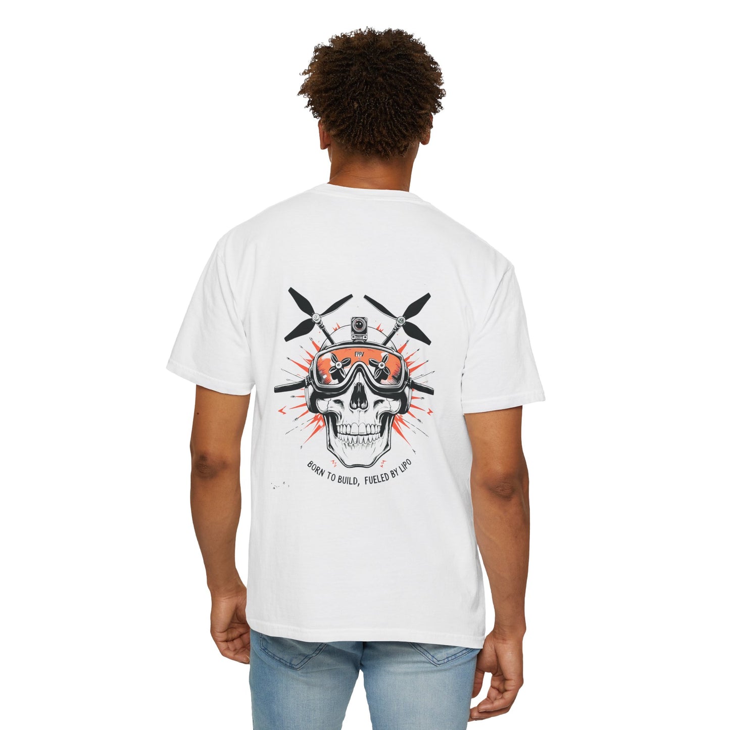 Camiseta de piloto de dron con diseño vanguardista | Camiseta unisex teñida | Diseño de calavera | Ideal para entusiastas de los drones y un regalo para amantes de la tecnología